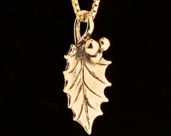 Holly Leaf Charm Necklace - Solid 14k Gold - Mistletoe Gift - Holiday Charm