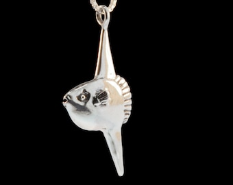 Mola Mola Sunfish Charm Mola Mola Jewelry Sea Life Jewelry Fish Jewelry Ocean Jewelry Finding Dory Silver Fish Pendant