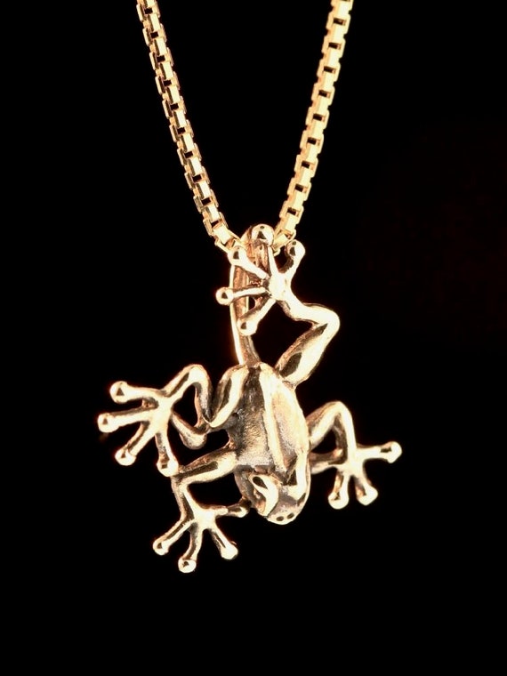Frog Necklace Gold Animal Jewelry Frog Charm Pendant Jungle Jewel