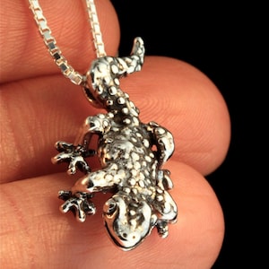 Zilveren luipaardgekko charme gekko sieraden hagedis sieraden hagedis ketting hagedis charme reptiel liefde dierlijke charmes gekko kunst Hawaii charme