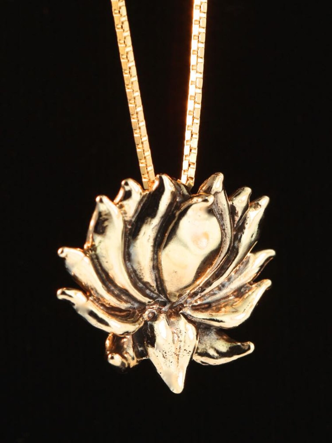 Solid 14K Gold Lotus Necklace Flower Necklace Water Lily Etsy