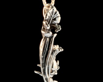 『TAKA ORIGINAL』Pitcher Plant Trap Necklace Pitcher Plant Trap Necklace – TAKA ORIGINAL LIMITED
