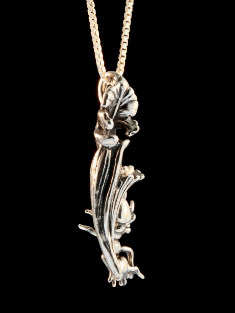 Pitcher Plant Necklace Carnivorous Plant Jewelry Venus