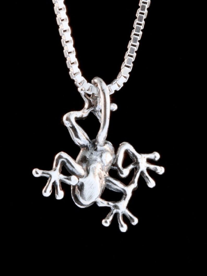 Frog Necklace Silver Animal Jewelry Frog Charm Pendant Jungle Etsy