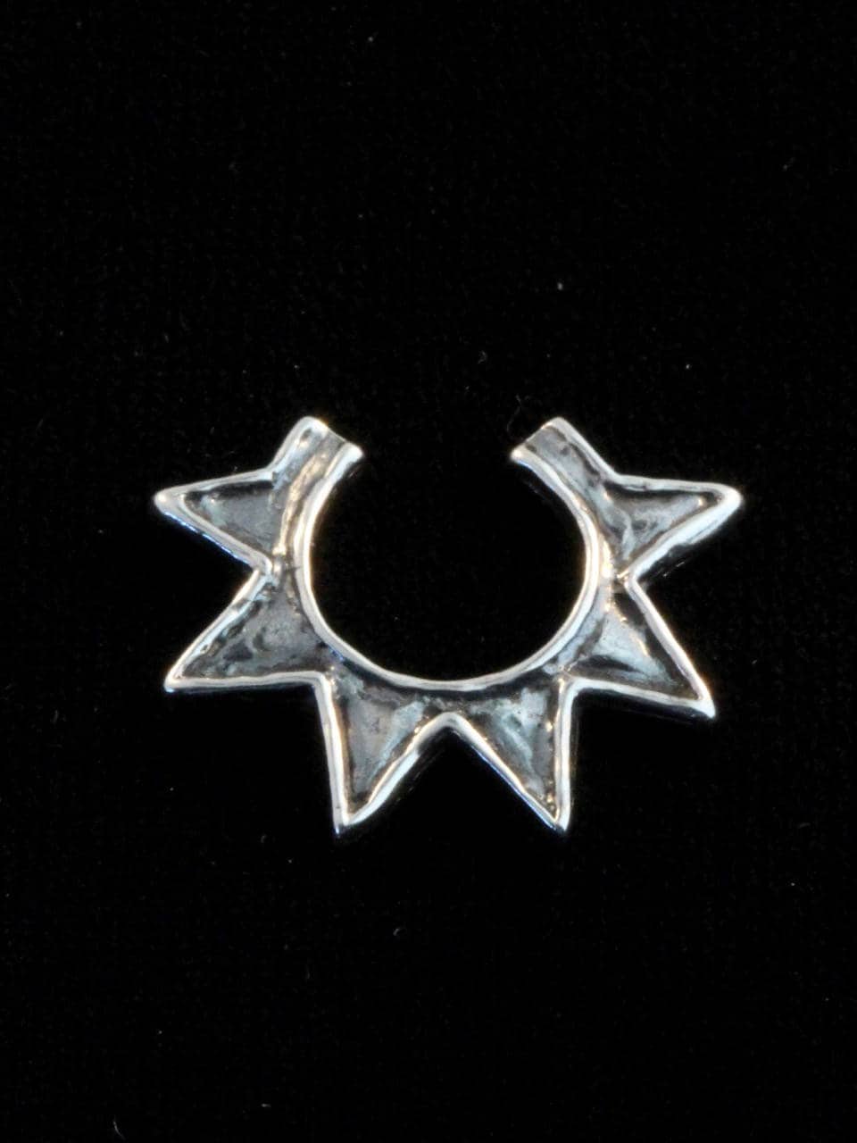 【Kashiko 25HS】Cubic Star Ear Cuff KASHIKO] Cubic Star Ear Cuff – SellerWork