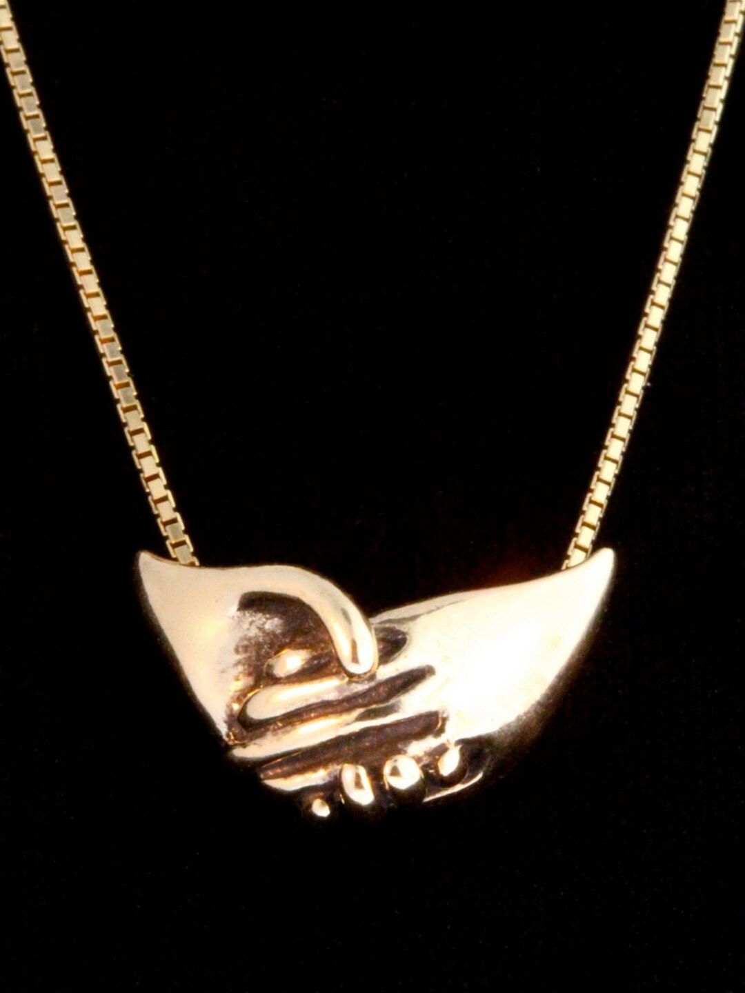 Gold Holding Hands Charm Pendant Gold Necklace Hand Jewelry Etsy