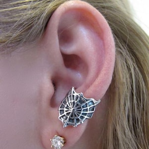 Spider Web Ear Cuff Silver Cobweb Ear Cuff Spider Web Jewelry Spider Jewelry Spider Earring Spiderweb Earring Halloween Jewelry Silver Cuff