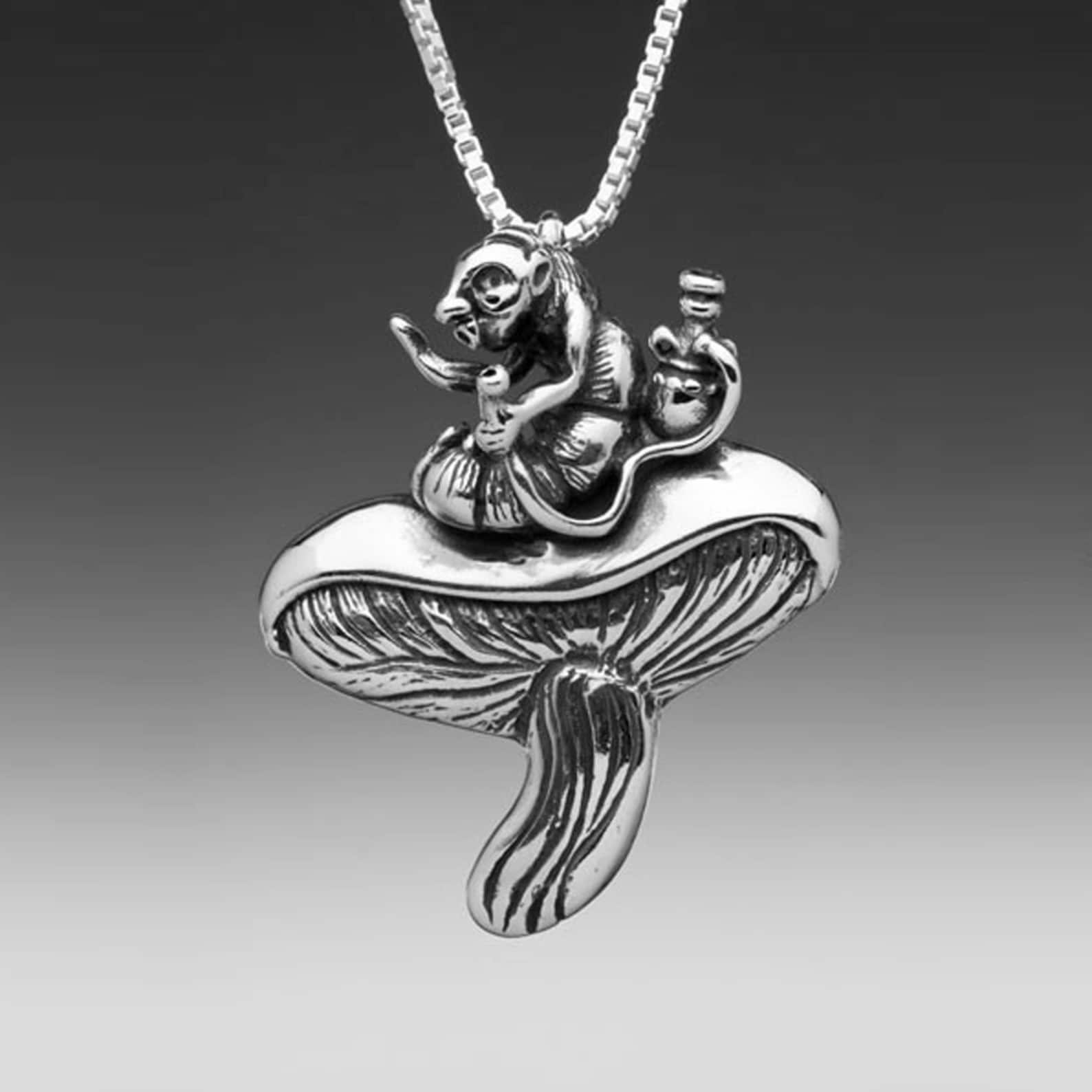 Paddestoel Ketting Zilver Alice in Wonderland Ketting afbeelding 0.