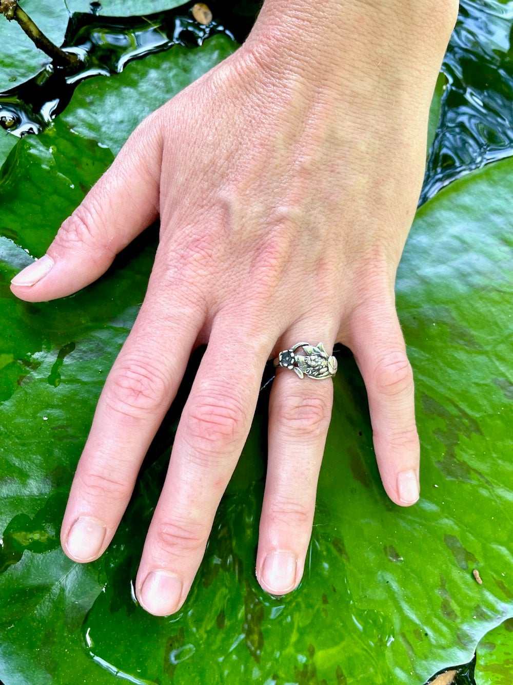 Frog Ring Silver Lilypad Ring Frog Jewelry Frog Flower Frog Ring Silver Lilypad Ring Frog Jewelry Frog Flower