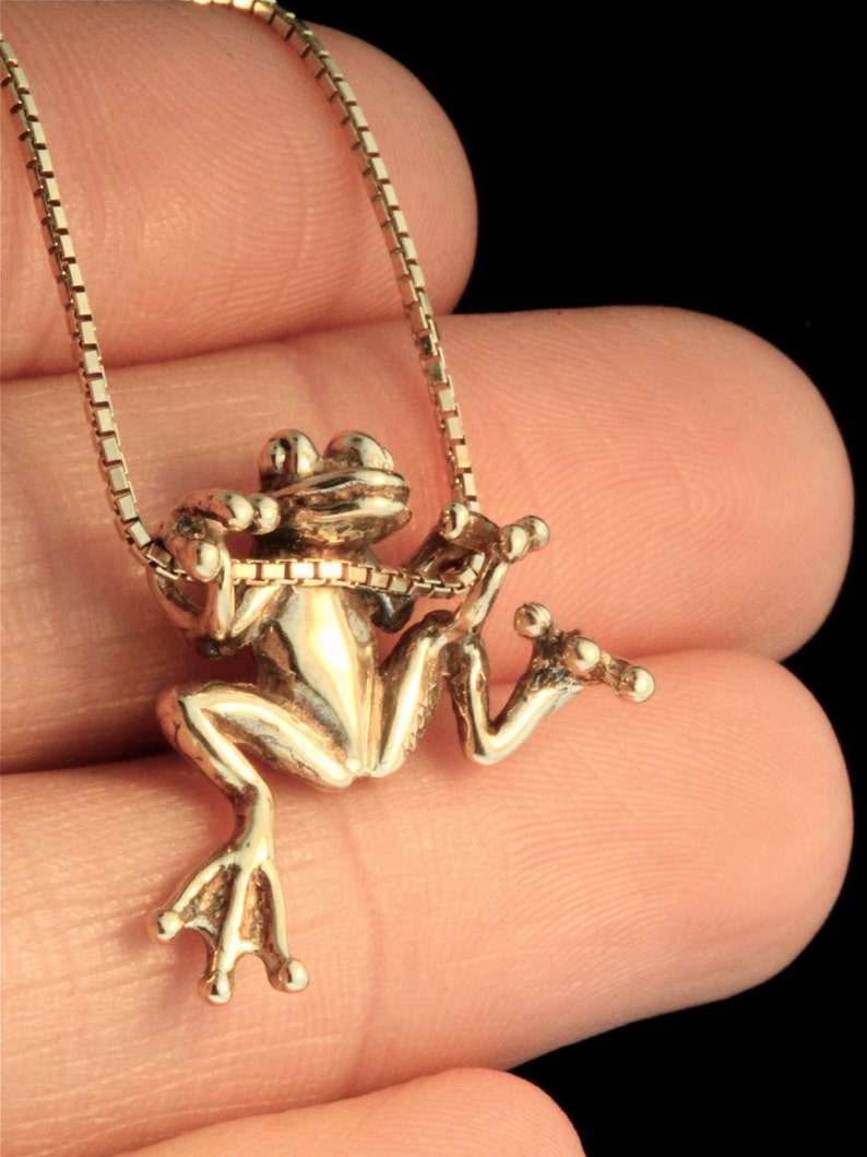 Gold Frog Necklace 14k Gold Tree Frog Charm Frog Pendant Frog Etsy