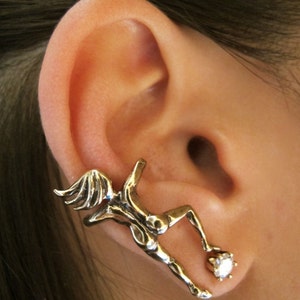 People Ear Cuff - Woman Ear Cuff Bronze - Ear Woman Ear Cuff - Climbing Woman Ear Cuff - People Jewelry - Ear Woman - Ear Wrap - Non-Pierced
