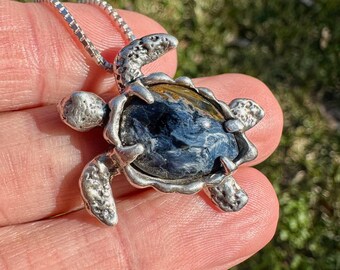 Ciondolo opale design Honu gioielli hawaiani argento 925