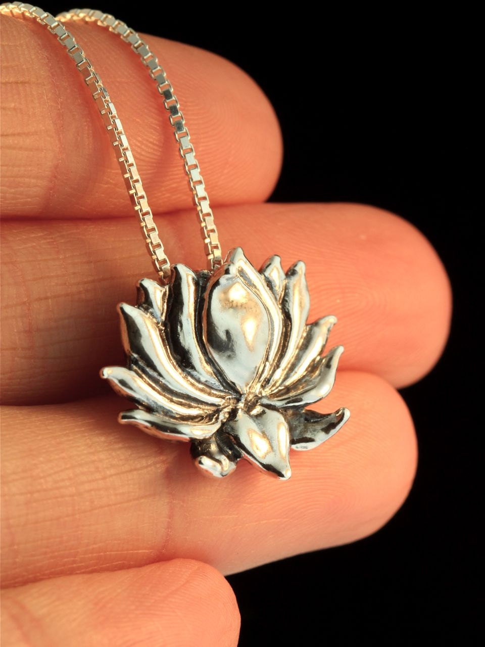 925 Argent DIY Bijoux Collier Bracelet Pendentif Fleur De Lotus En Argent 925 - HooAMI - Accessoire Pendentif Lotus 11mm X 10.5 Mm 925 Argent DIY Bijoux Collier Bracelet Pendentif Fleur De Lotus En Argent 925 - HooAMI - Accessoire Pendentif Lotus 11mm X 10.5 Mm