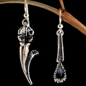 Carnivorous Plant Earrings Pitcher Plant and Venus Flytrap Earrings Venus Flytrap Plant Botanical Jewelry Flower Jewelry Plant Earrings