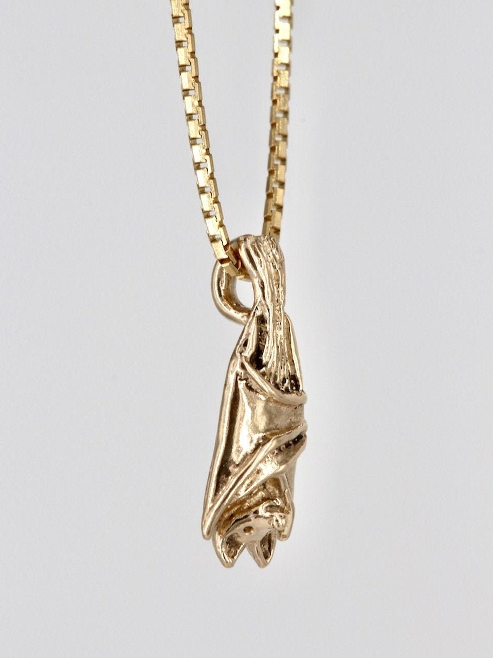 Bat chain best sale necklace