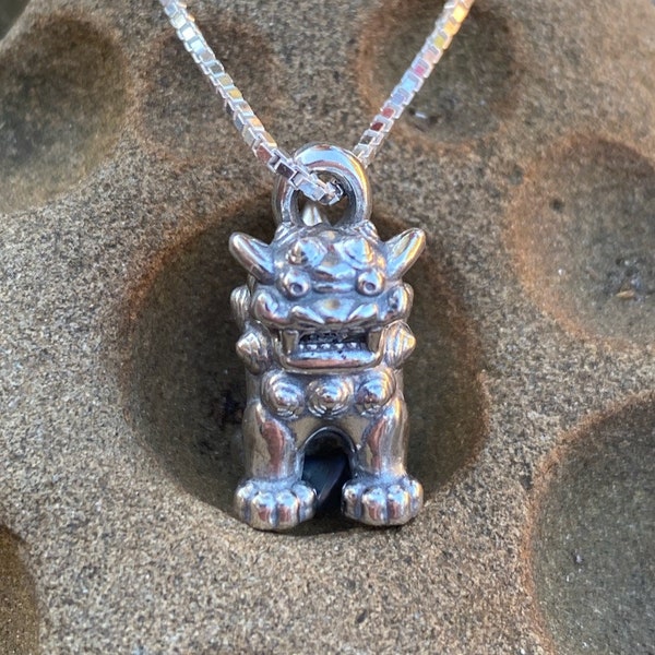 Silver Shisa Charm Necklace Guardian Pendant Shisa Jewelry Good Luck Jewelry Guardian Lion Dog Japanese Jewelry Foo Dog Shishi Jewelry 925