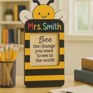 Personalized Sticky Note Holder - Custom 3D Teacher Desk Organizer with Bee Theme - Back to School or Teacher Appreciation G