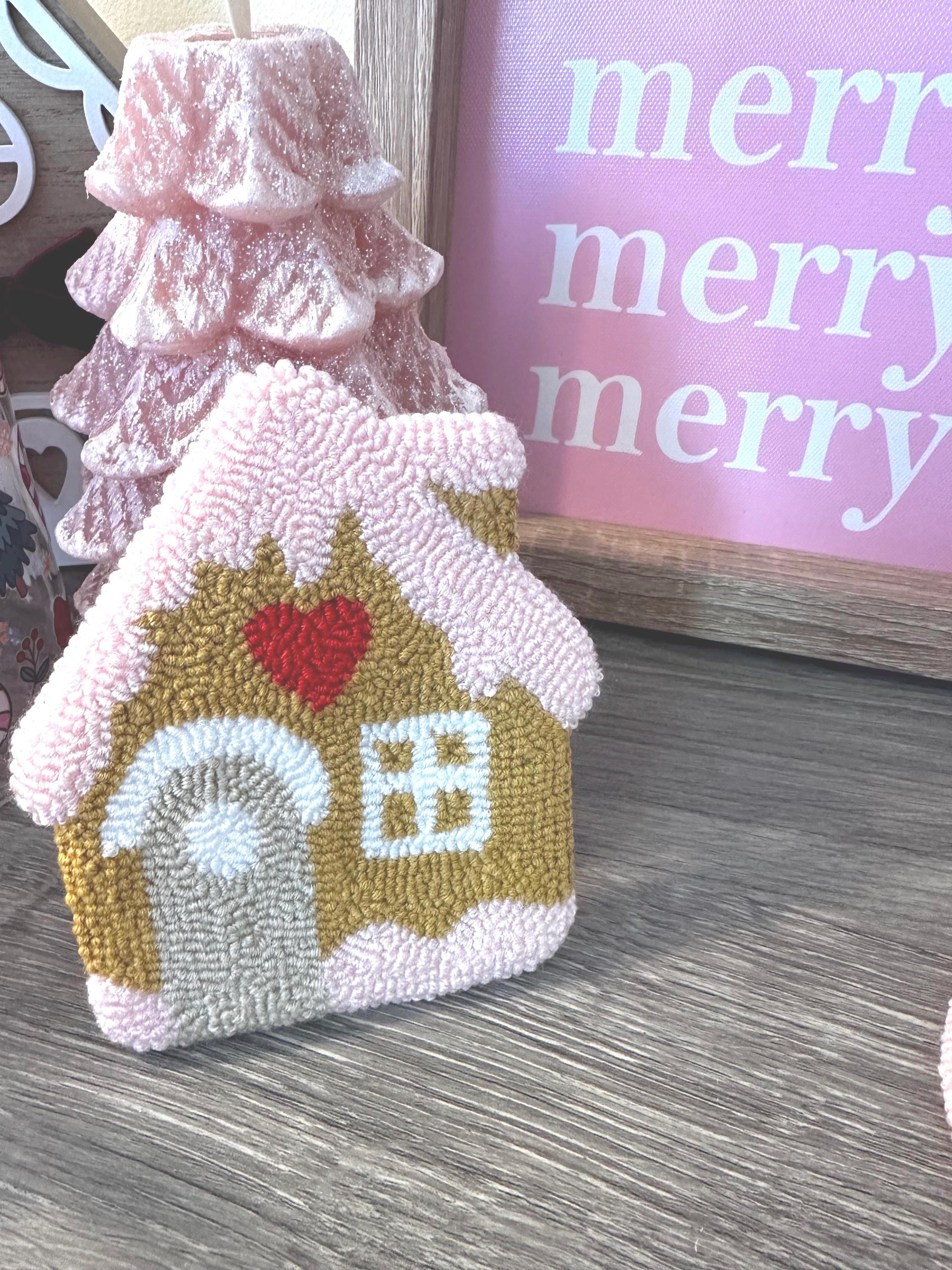 40 Festive Christmas Kitchen Decor Ideas to Spice Up Your Home: Jolly Touches for a Merry Cooking Space 27 Handmade Christmas Coffee Coaster, Christmas Mug Rug, Handmade…