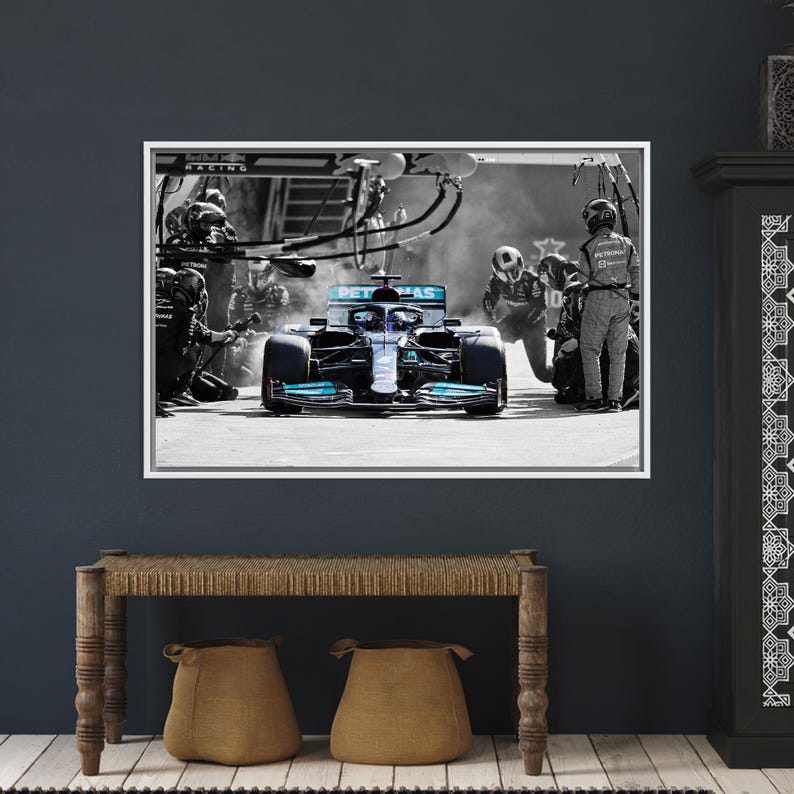 New Formula Art, Mercedes Bolid, Lewis Hamilton, F1 Canvas Art Decor
