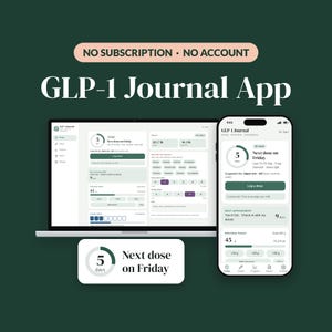 Puede incluir: Una aplicación digital de diario GLP-1 mostrada en la pantalla de un portátil y un teléfono inteligente, con un fondo verde oscuro y el texto NO SUBSCRIPTION NO ACCOUNT. La interfaz muestra métricas de salud, recordatorios de dosis y citas.