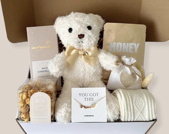 First Pregnancy Gift Box Future Mom Gift For Pregnant Women, New Mom Postpartum Gift, Recovery Self Care Package, Congrats Expecting Parents