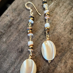 Long shell and mother-of-pearl earrings