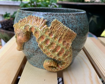 Seahorse bowl