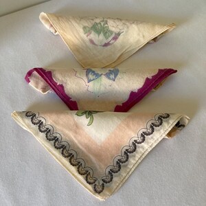 Vintage Linen Hankies Floral Cotton Handkerchiefs Pastel Colors
