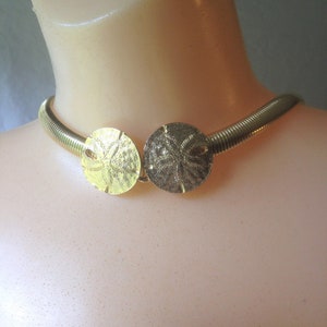 Vintage Mimi Di N Sand Dollar Belt: Gold Tone Stretchy Disco Belt