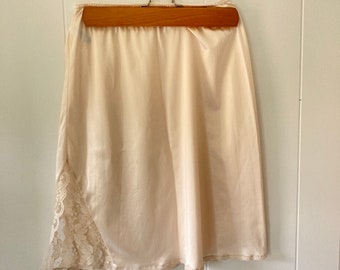 Vintage Slip Maidenform Half Slip Beige Half Slip