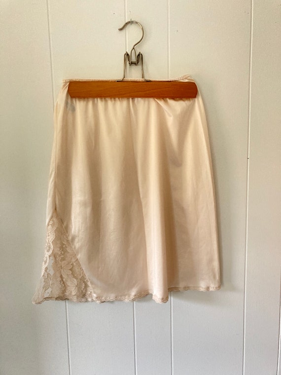 Vintage Slip Maidenform Half Slip Beige Half Slip