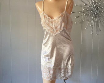 Vintage Satin and Lace Nightie Short Nightgown Babydoll Nightie