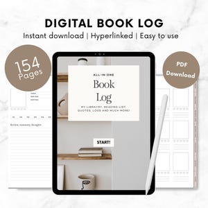 Op de afbeelding: Een digitaal boeklogboek met 154 pagina's, een witte tablet die de omslag weergeeft, en een PDF-downloadknop. De omslag toont een boeklogboektitel, een boekenplank met boeken en een mok, en de tekst "ALL-IN-ONE Book Log MY LIBRARY, READING LIST, QUOTES, LOGS AND MUCH MORE! START!"
