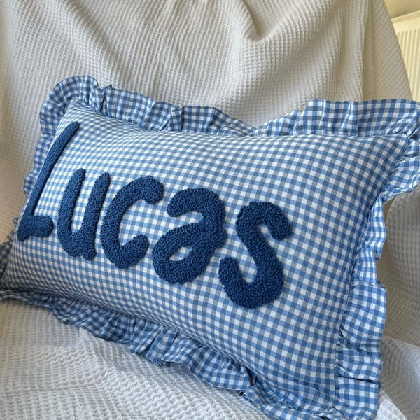Almohada personalizada con nombre y diseño de aguja de punzón: decoración para habitación de bebé, tacto de lino y algodón