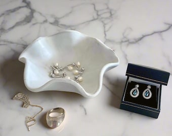 Jewellery Dish - Catchall - Trinket Bowl - White Wavy
