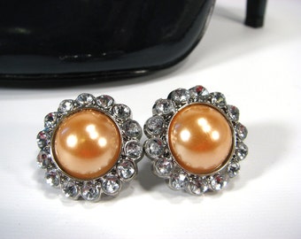 Shoe Clips Champagne Gold 'Pearl' and White Rhinestones Beige Taupe 1 Pair Wedding Jewelry for your Shoes