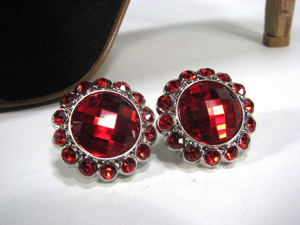 Red Shoe Clips Round Faceted Ruby Red Rhinestones 1 Pair Etsy