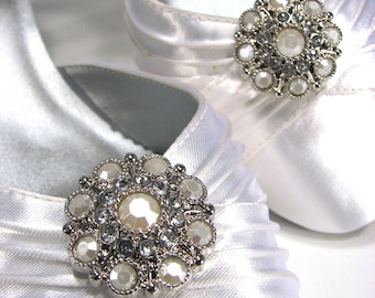 Shoe Clips White Opaque Rhinestone Cluster Round Prom Wedding Shoe Jewelry 1 Pair Shoeclips