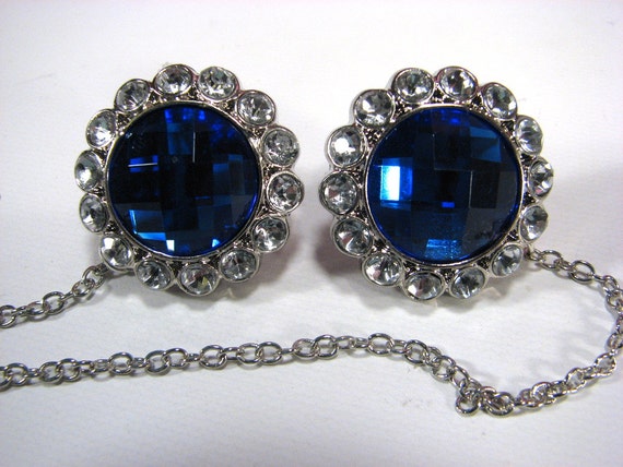Blue Sweater Clip Round Sapphire Blue Sweater Guard Faceted Jewel White Rhinestones Silver Chain Collar Clip Cardigan Clip Jacket Clasp