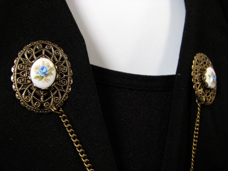 Jackets Sweater Clip Glass Cameo Blue Flowers for Cardigans Shrugs Oval