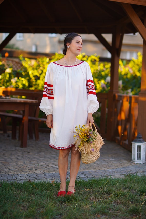 Vintage White Folk Dress with Red Embroidery, Size 38