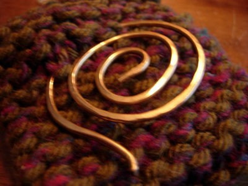 Golden Circle of Life Shawl Pin, scarf pin, sweater closure, sweater clip, hammered brass pin, spiral, circle, swirl, red brass, brooch image 4