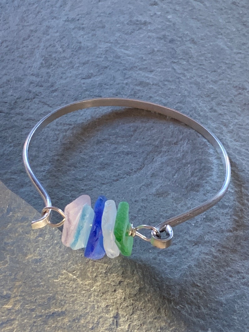 Sea Glass Bracelet with dark green, light green, cobalt, and pink sea glass image 4