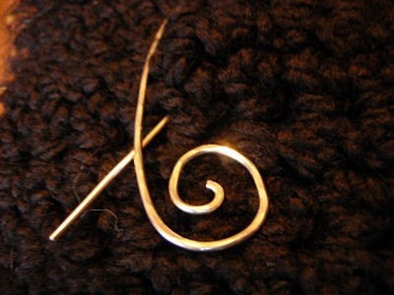 can you hear the music shawl pin image 2