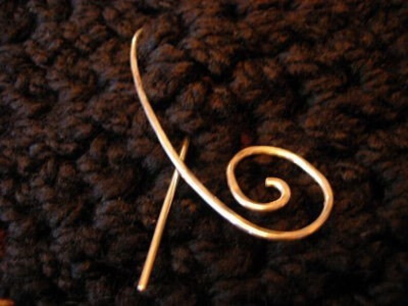 can you hear the music shawl pin image 5