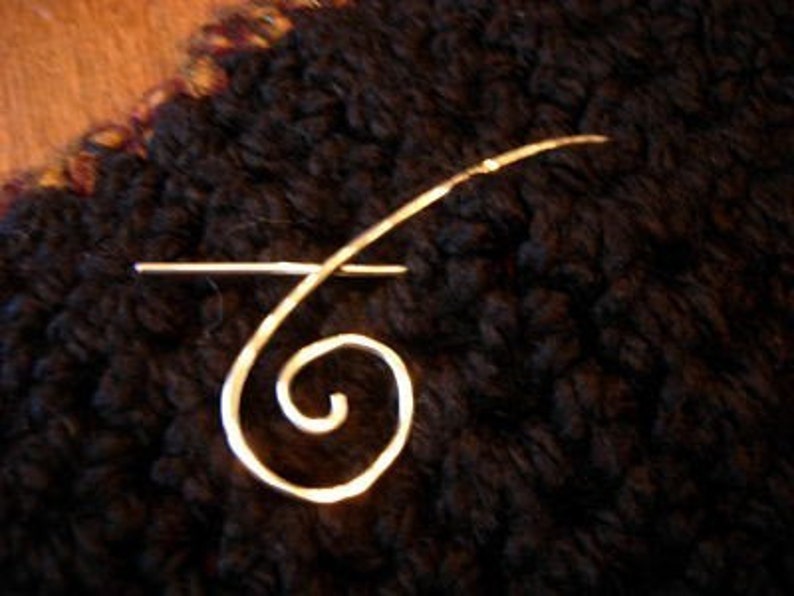 can you hear the music shawl pin image 3