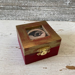 Evil Eye Ring Box, Engagement Ring Box with Eye Illustration, Hand Painted Wooden Box, Goth Wedding ring box, Ring bearer box, Mystery box image 5