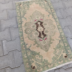 2x3 Rug,Green Rug,Small Vintage Rug,2x3 Vintage Rug,2x3 Turkish Rug,Turkish Bath Rug,Small Oushak Rug,Entry Rug,Wool Rug,Handmade Rug,1.7x3