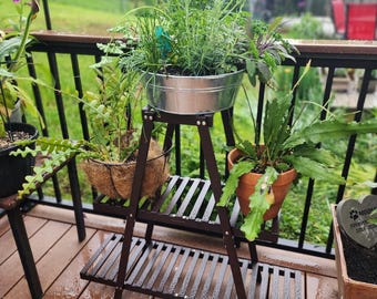 3 Tier Bamboo Plant Stand Indoor Outdoor, Ladder Shelf Plant Holder for Living Room Balcony Patio, Rustic Boho Home Decor Gift