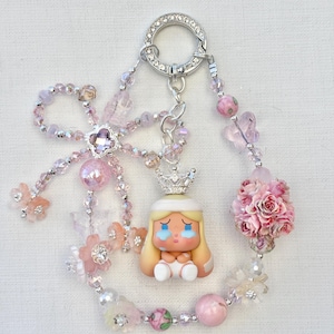 Crybaby popmart keychain - Etsy 日本